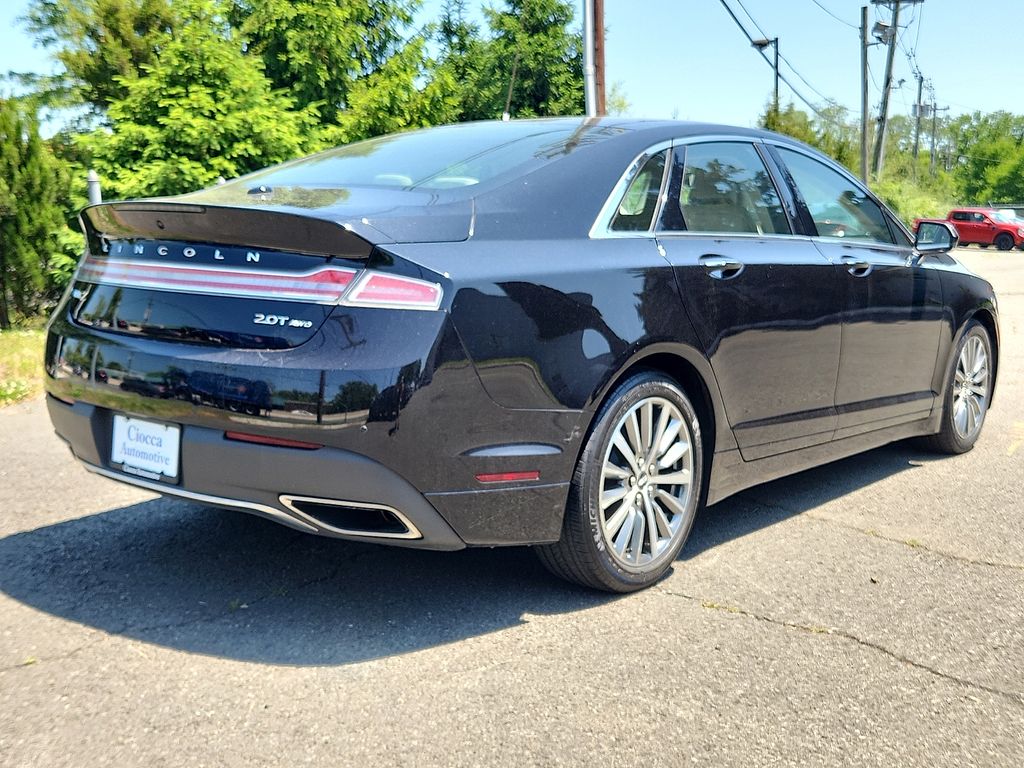 2019 Lincoln MKZ Reserve I | CarEdge | CarEdge