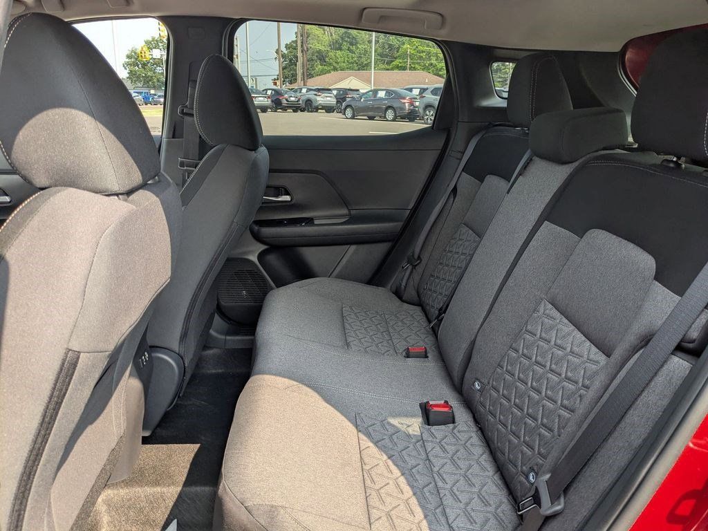 2025 Nissan Kicks SV AWD - Photo 32