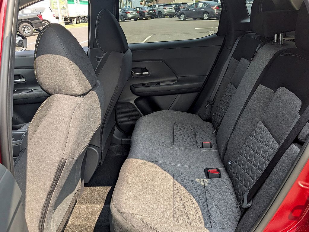 2025 Nissan Kicks SV AWD - Photo 9