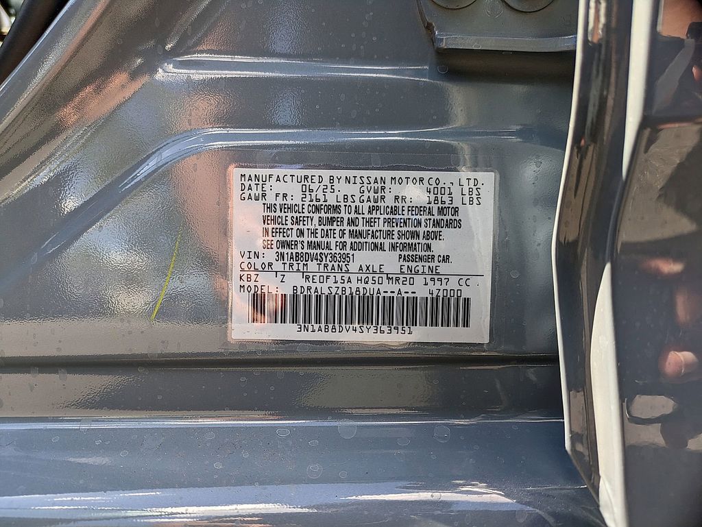 2025 Nissan Sentra SR - Photo 33