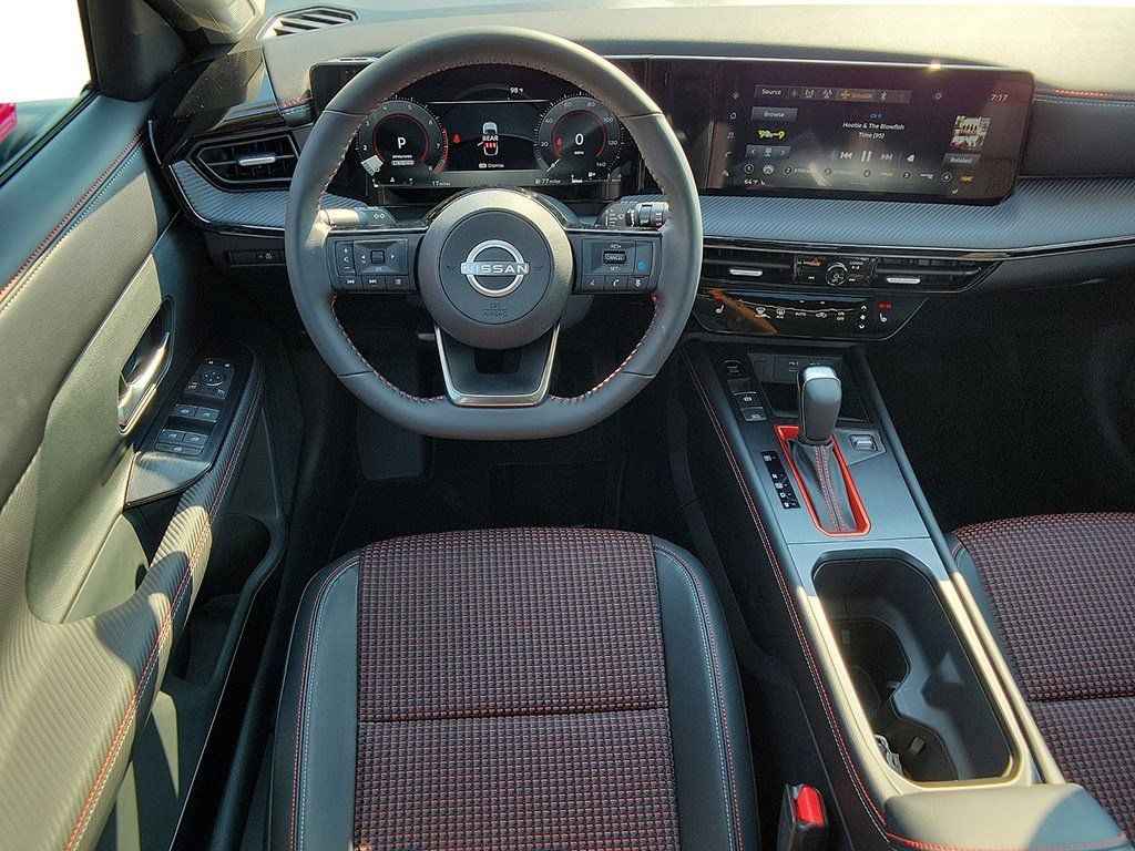 2025 Nissan Kicks SR AWD - Photo 9