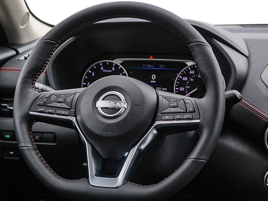 2025 Nissan Sentra SR - Photo 13