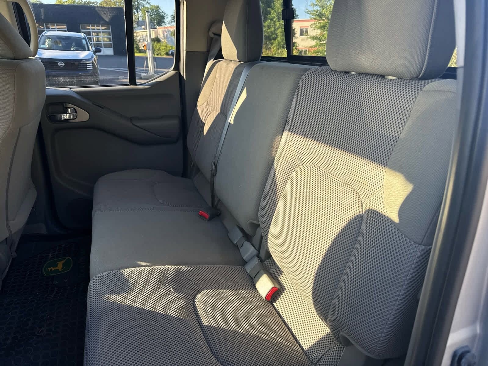 2018 Nissan Frontier SV photo 4