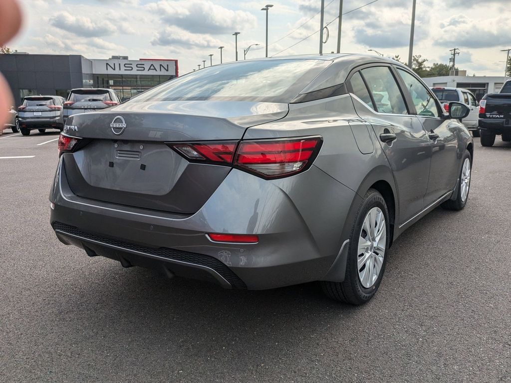 2025 Nissan Sentra S photo 4