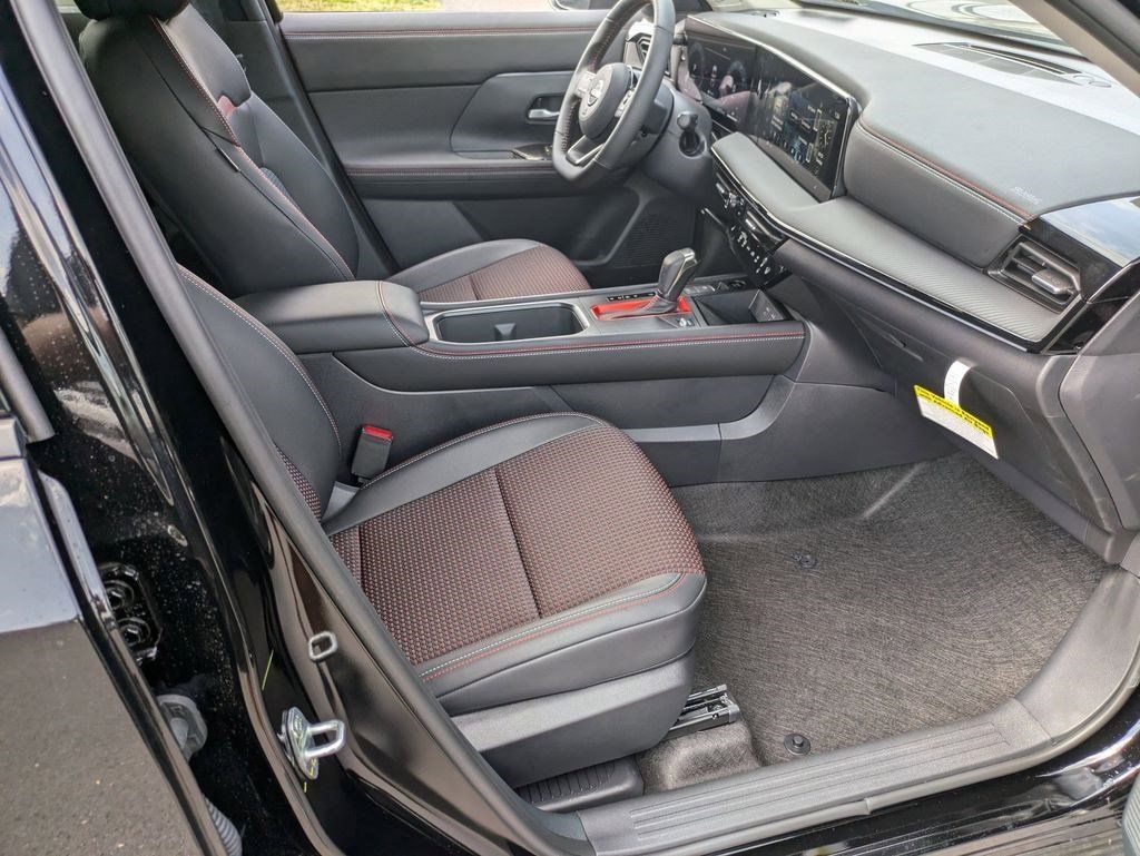 2025 Nissan Kicks SR AWD - Photo 41