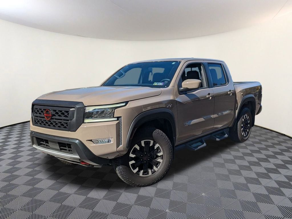 2022 Nissan Frontier PRO-4X's photo