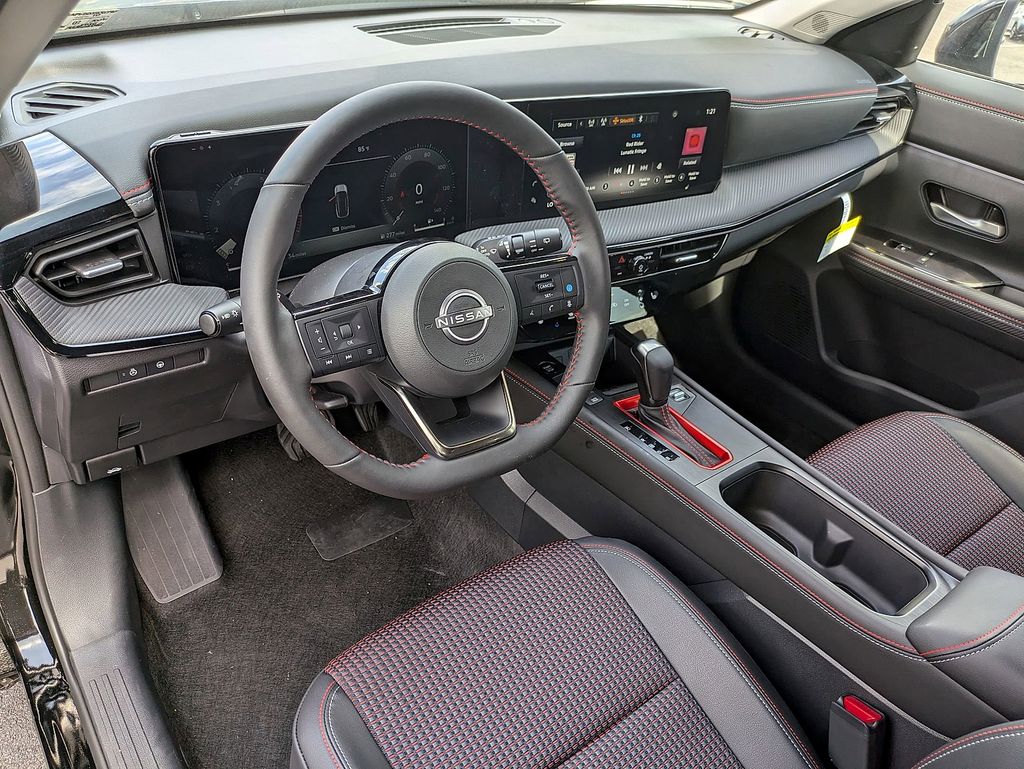2025 Nissan Kicks SR AWD - Photo 9
