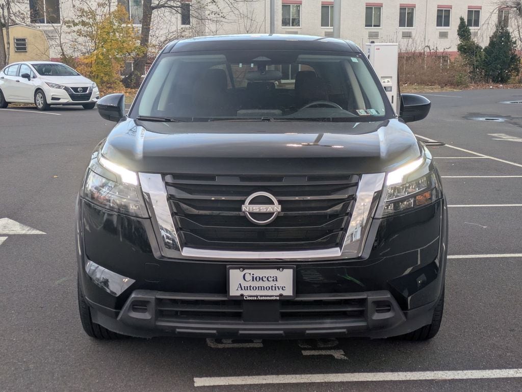 Used 2024 Nissan Pathfinder S SUV
