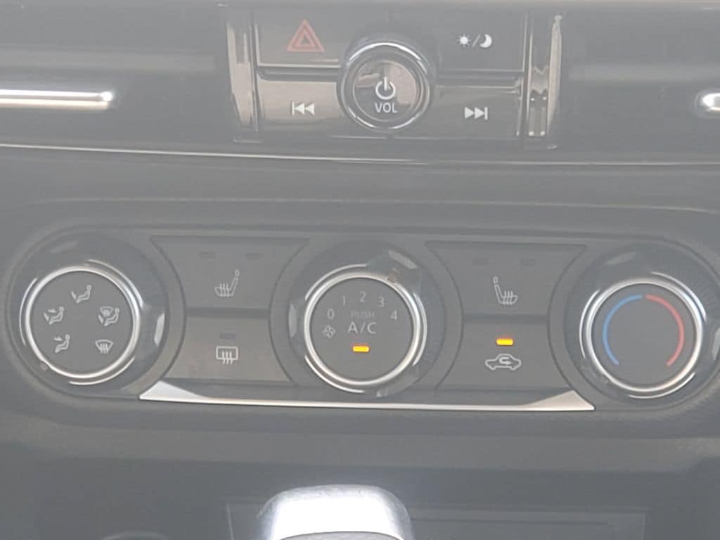 2025 Nissan Kicks SV AWD - Photo 22