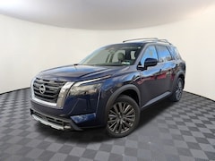 2025 Nissan Pathfinder SL SUV