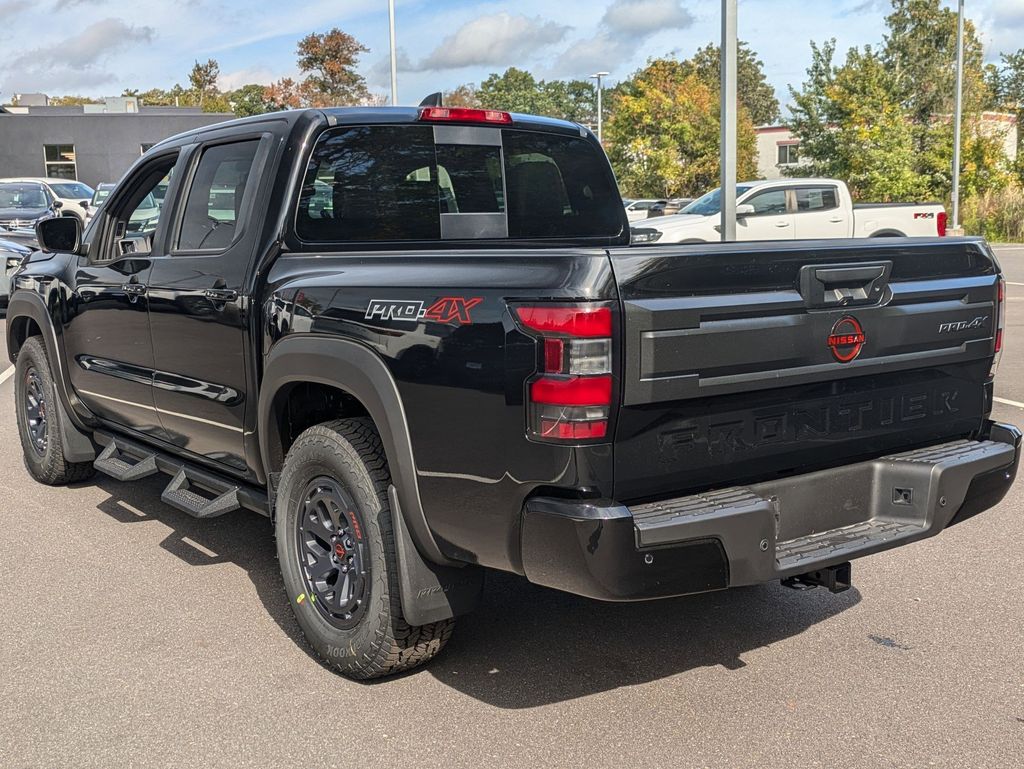 2026 Nissan Frontier PRO-4X photo 4