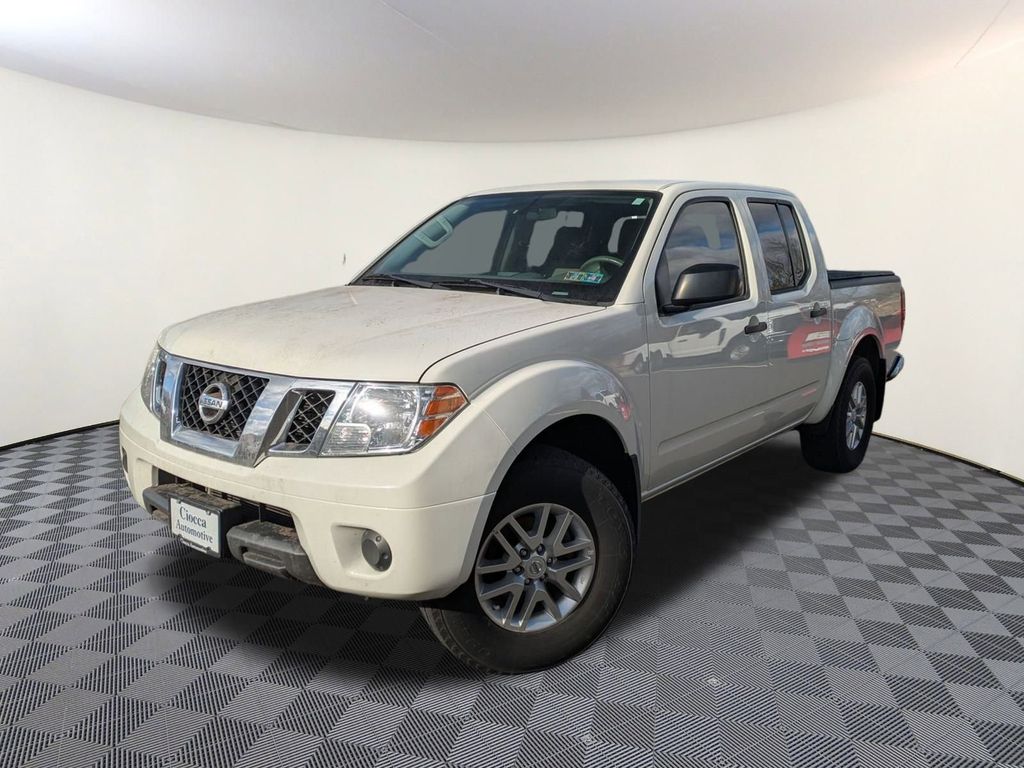 2019 Nissan Frontier SV's photo