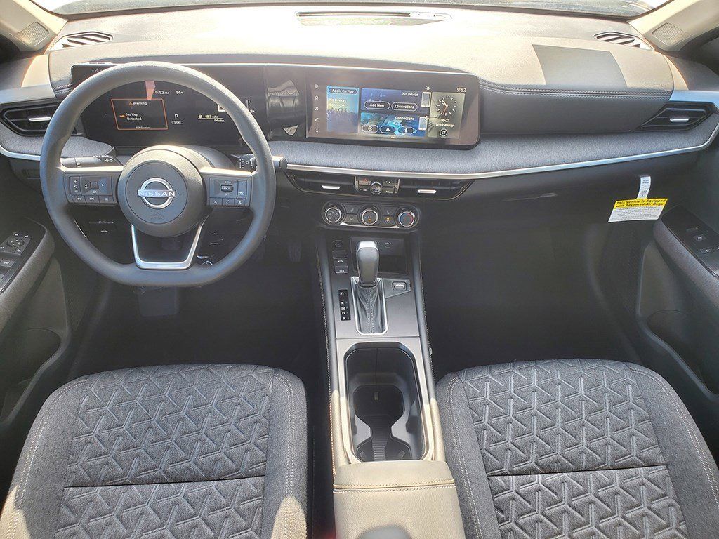 2025 Nissan Kicks SV AWD - Photo 13