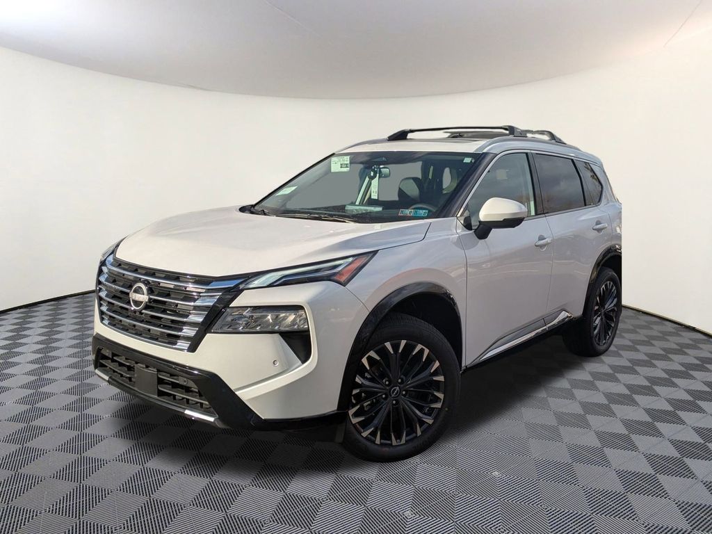 2026 Nissan Rogue Platinum's photo