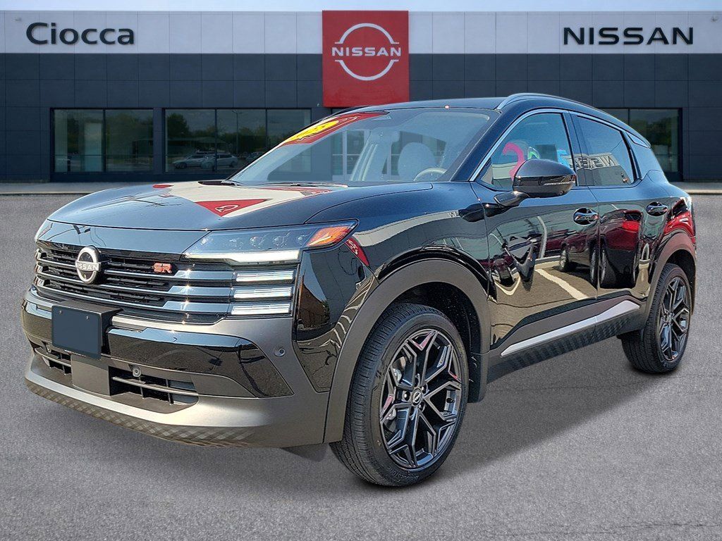 2025 Nissan Kicks 2.0 SR AWD's photo