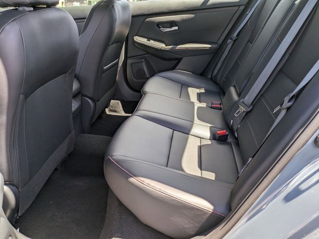 2025 Nissan Sentra SR - Photo 46