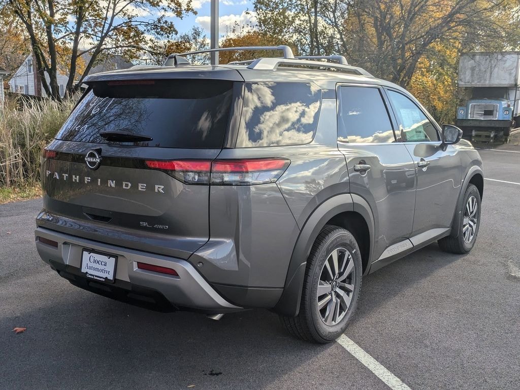 New 2025 Nissan Pathfinder SL SUV