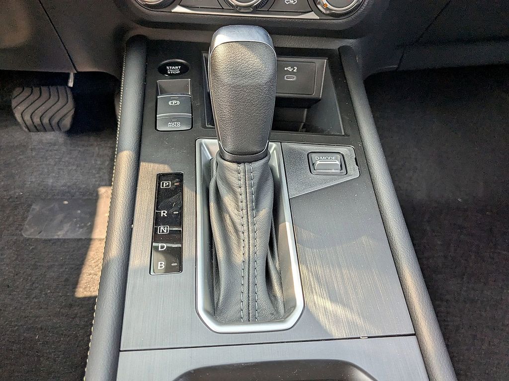 2025 Nissan Kicks SV AWD - Photo 13