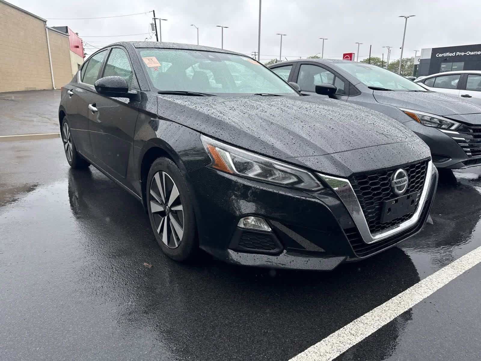 2022 Nissan Altima 2.5 SV photo 2