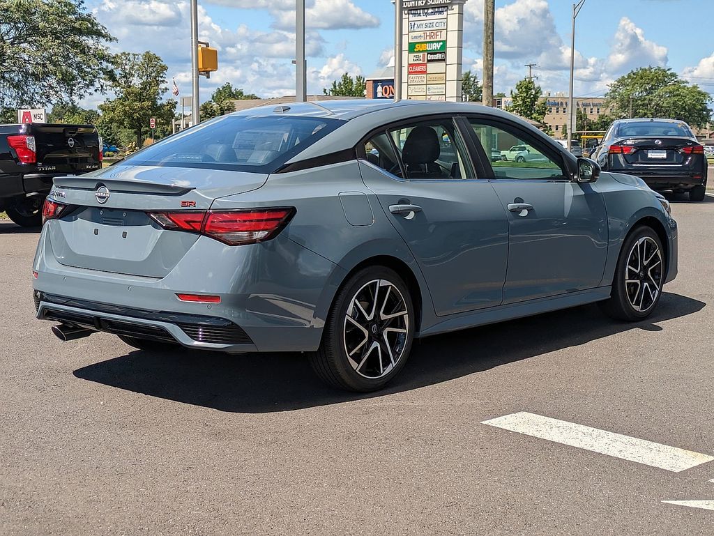 2025 Nissan Sentra SR - Photo 7