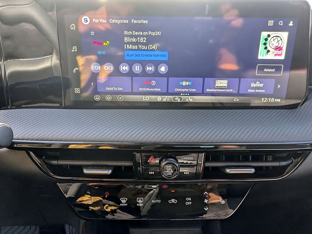 2026 Nissan KICKS SR AWD - Photo 14