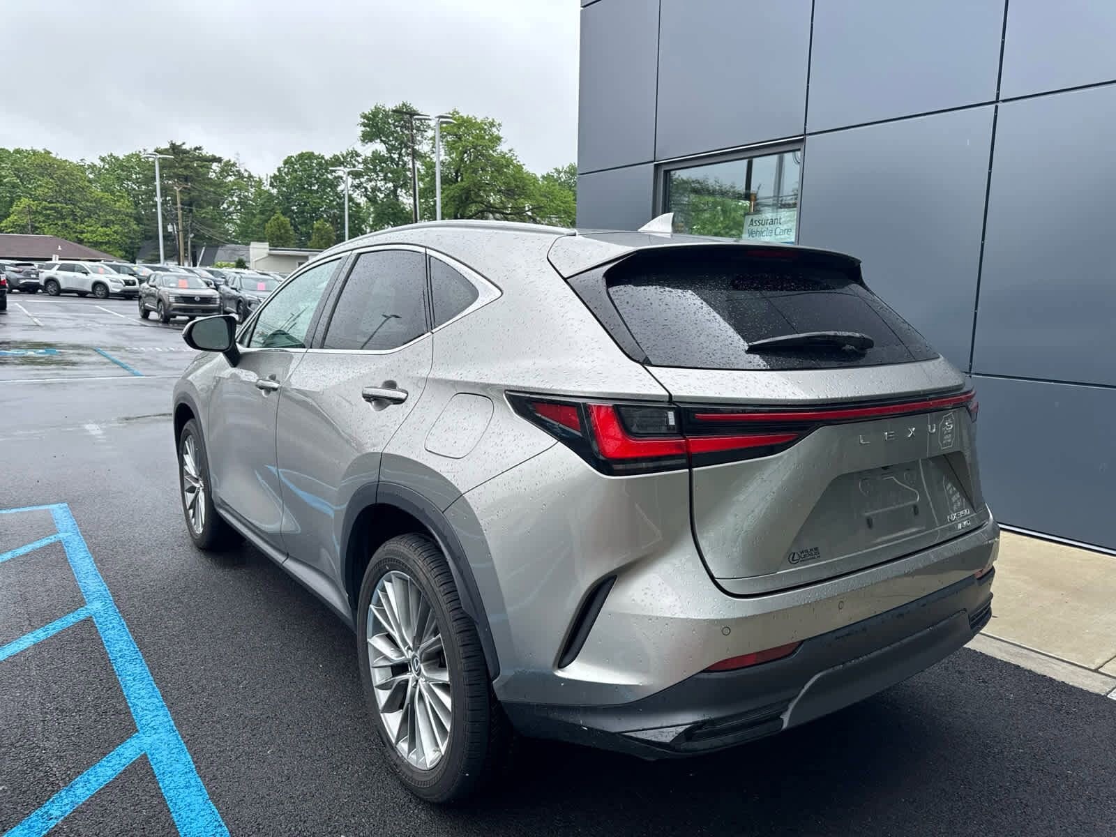2022 Lexus NX 350 Luxury photo 4