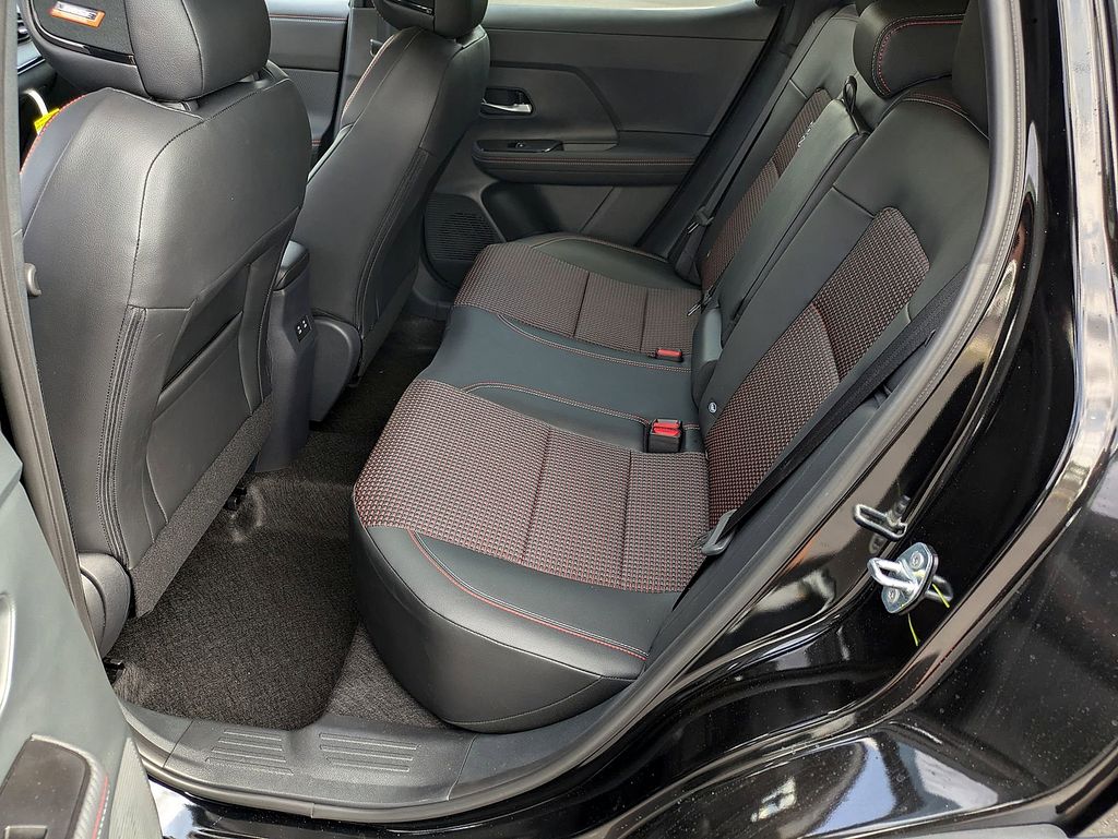 2025 Nissan Kicks SR AWD - Photo 20