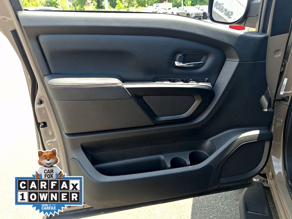 2024 Nissan Titan PRO-4X - Photo 15
