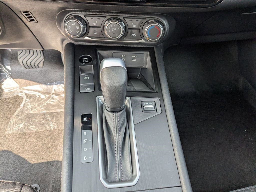 2025 Nissan Kicks SV AWD - Photo 36