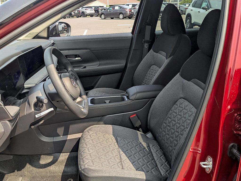 2025 Nissan Kicks SV AWD - Photo 12