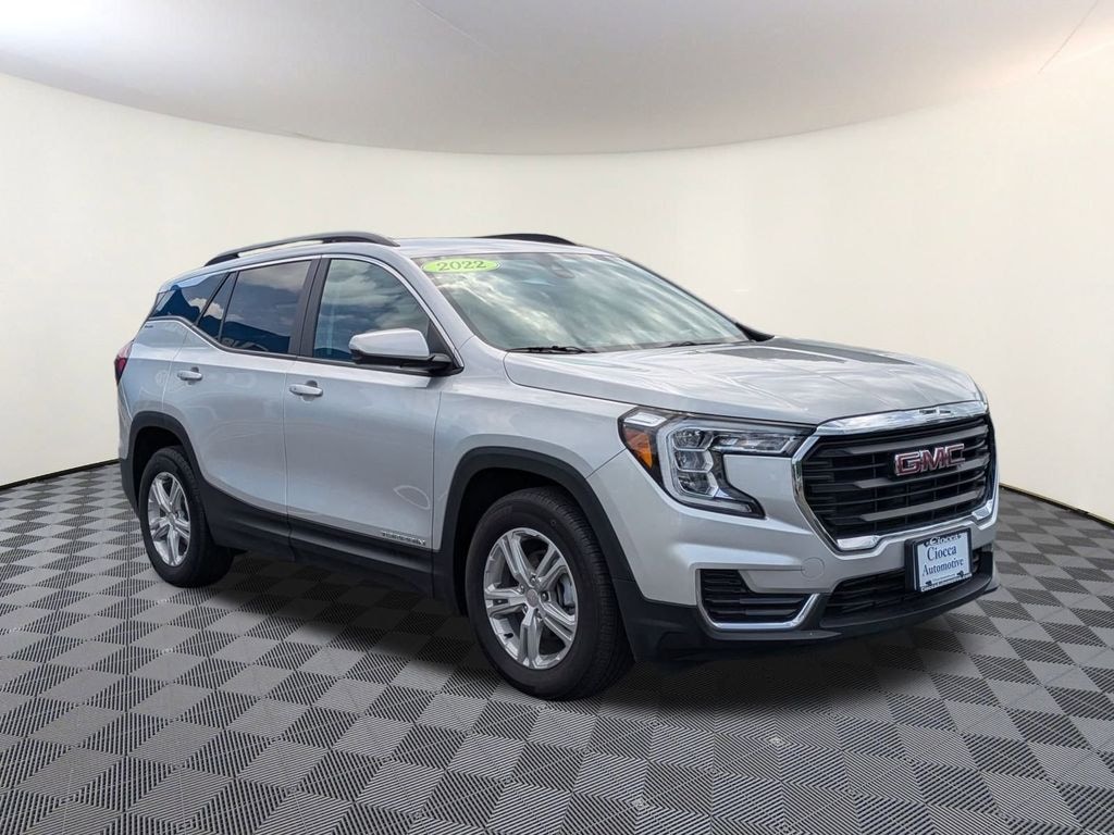 Used 2022 GMC Terrain SLE SUV