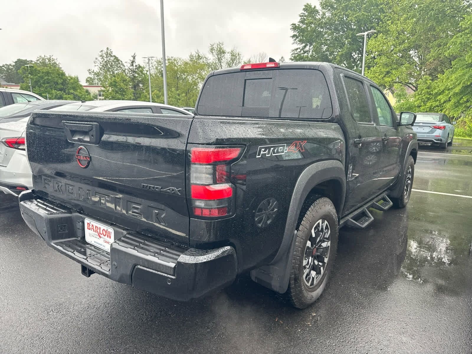 2023 Nissan Frontier PRO-4X photo 3