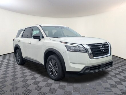 2025 Nissan Pathfinder S SUV