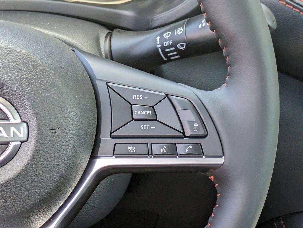 2025 Nissan Sentra SR - Photo 38