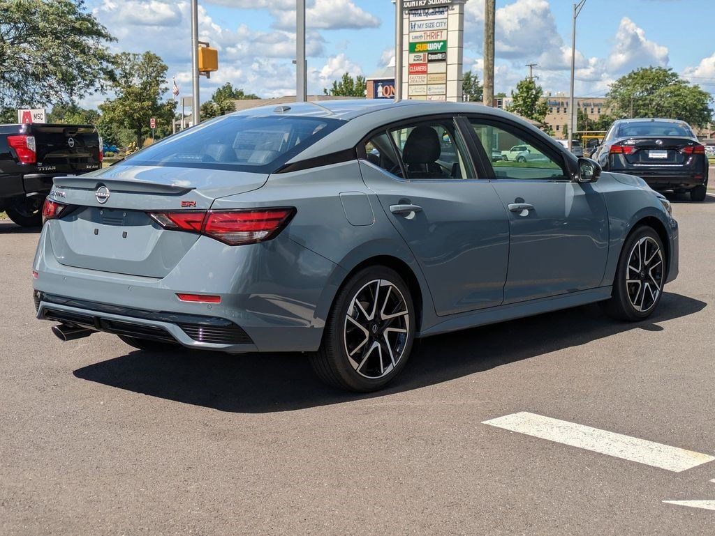 2025 Nissan Sentra SR - Photo 29