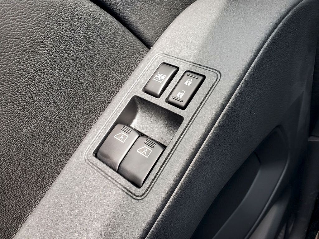 2026 Nissan Frontier S - Photo 18