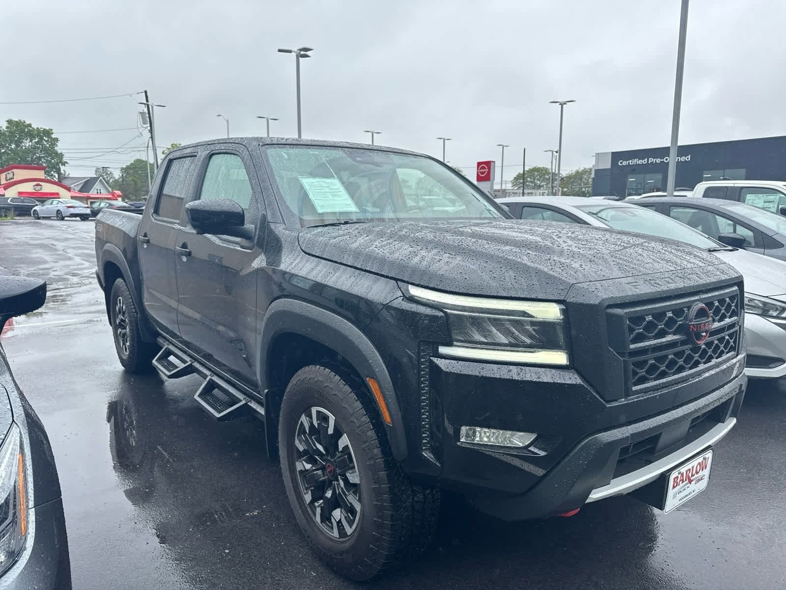 2023 Nissan Frontier PRO-4X photo 2