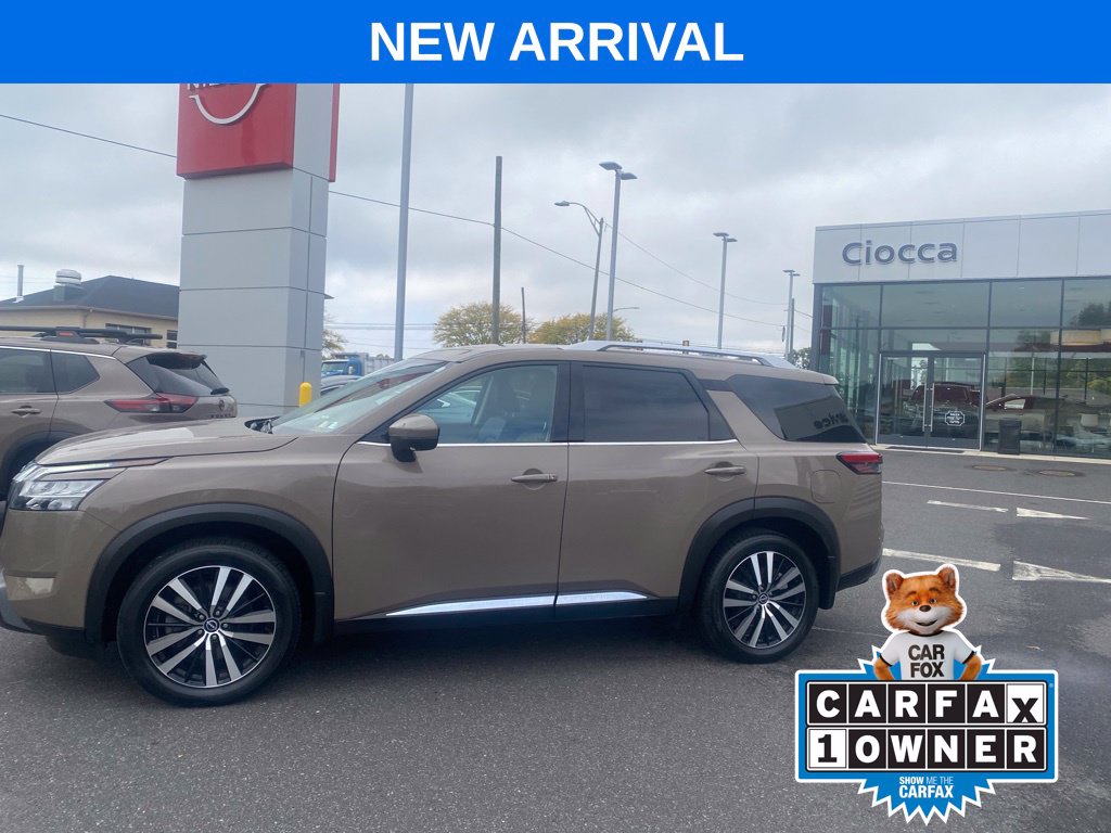 2024 Nissan Pathfinder Platinum