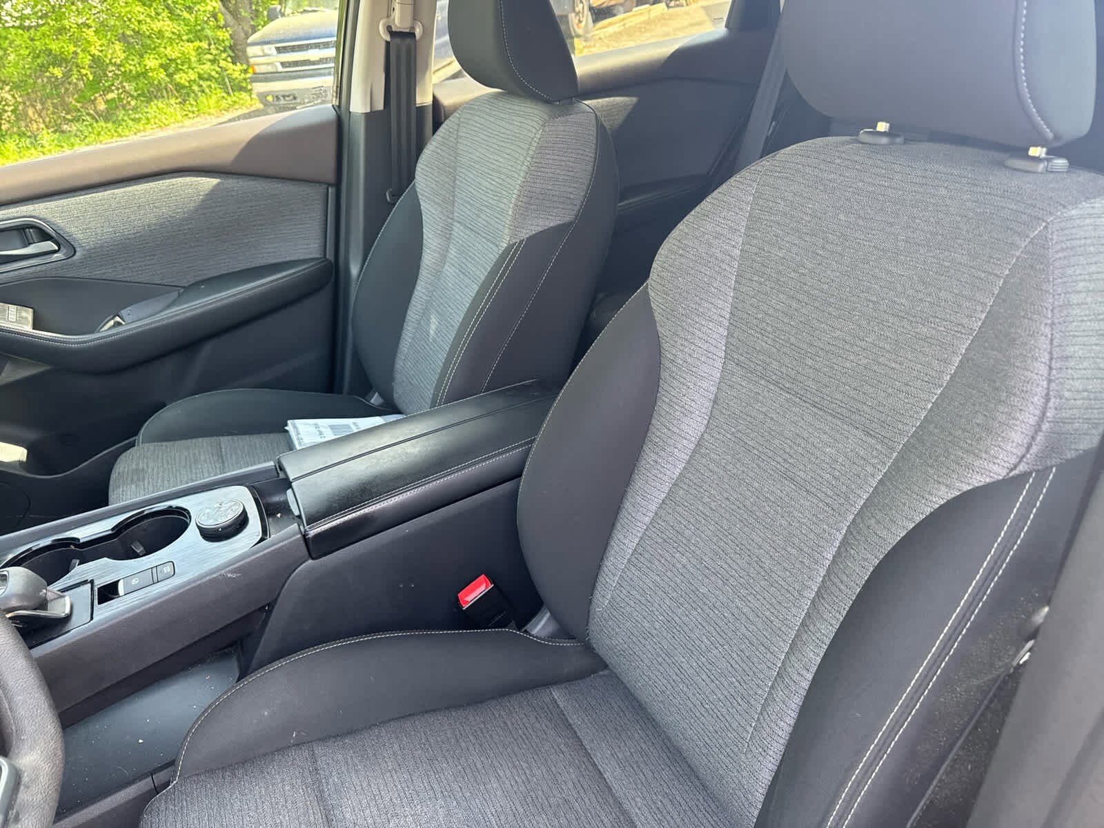 2022 Nissan Rogue S photo 4