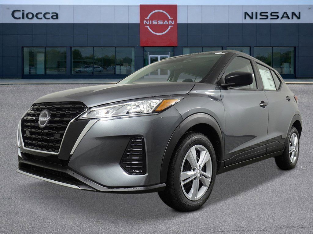 2025 Nissan KICKS PLAY Base