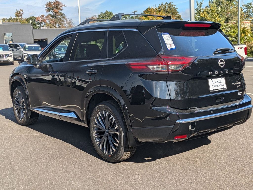 2026 Nissan Rogue Platinum photo 4