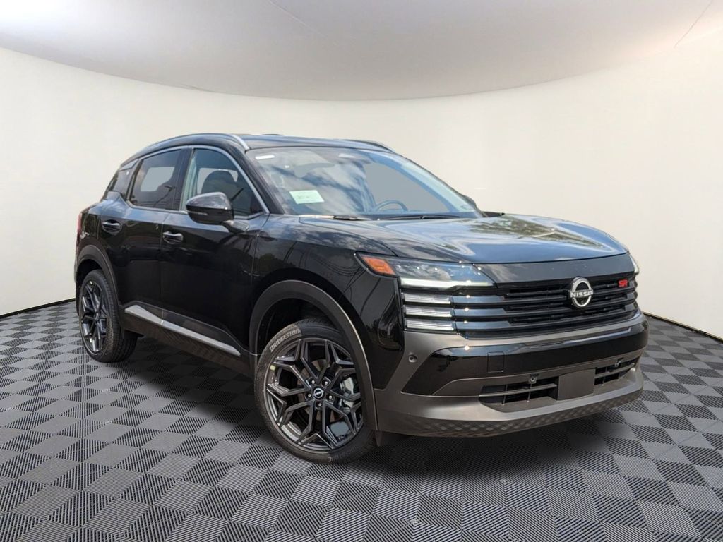 2025 Nissan Kicks SR AWD