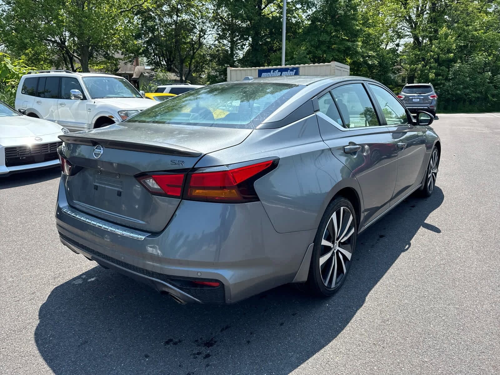 2022 Nissan Altima 2.5 SR photo 3
