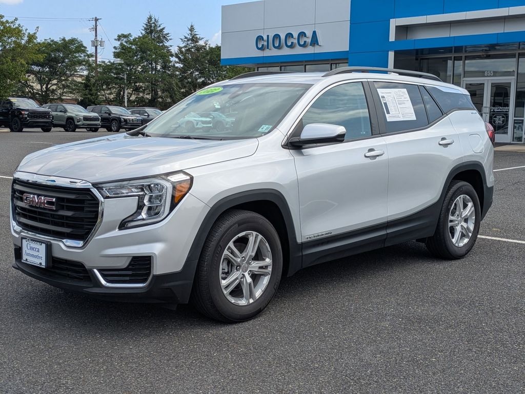 Used 2022 GMC Terrain SLE SUV