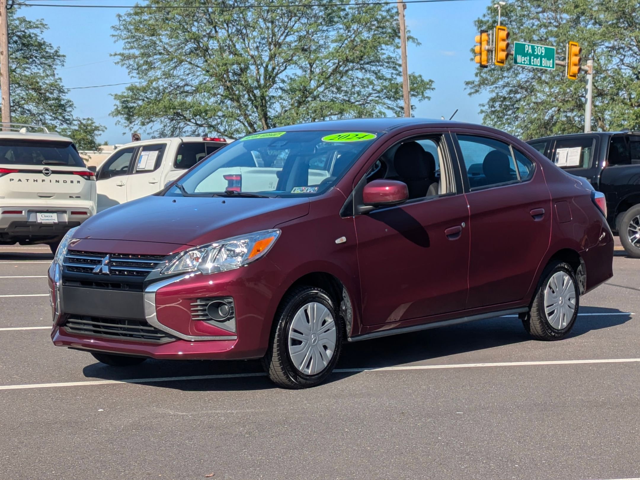 2024 Mitsubishi Mirage G4 ES photo 3