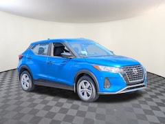 2025 Nissan Kicks Play S SUV