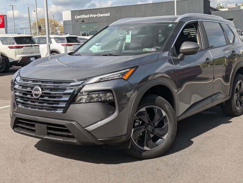 2026 Nissan Rogue SV's photo