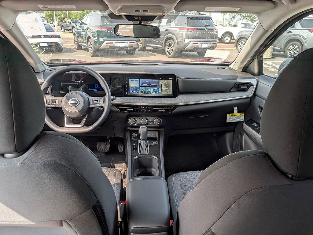 2025 Nissan Kicks SV AWD - Photo 10
