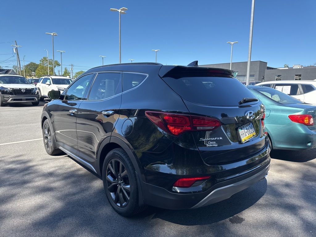 2017 Hyundai Santa Fe Sport 2.0T Ultimate photo 3