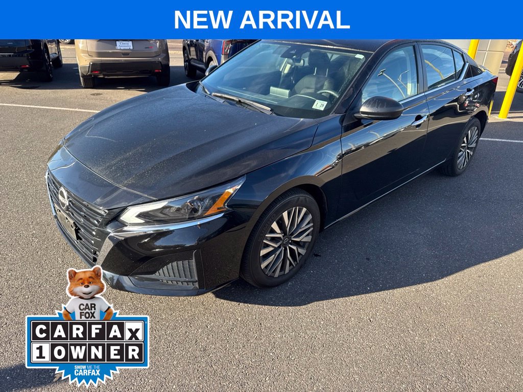 Used 2024 Nissan Altima 2.5 SV Sedan